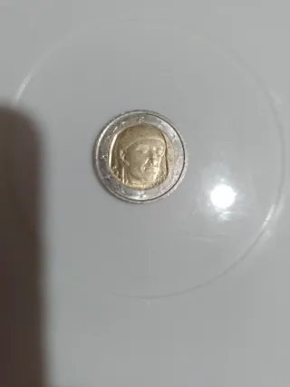 Moneta 2 Euro Boccaccio 1313-2013 errori visibili.