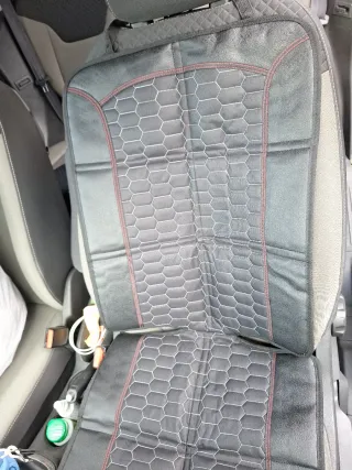 Funda protectora asiento coche hexagonal