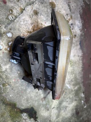 Faro Delantero Izquierdo Ford Fiesta MkIII