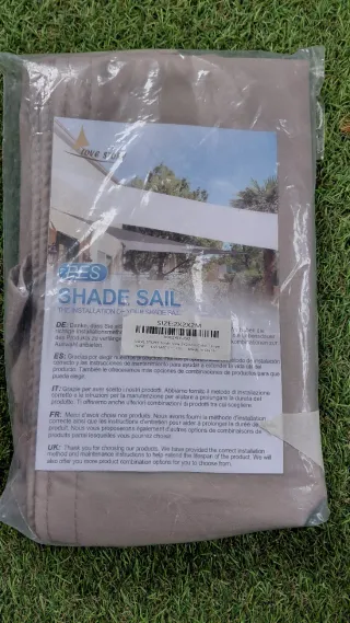 Toldo Triangular Beige 2x2x2