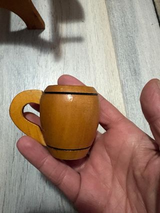 Mini barril de madera decorado