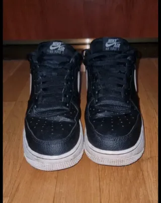 Nike Air Force 1 Zapatillas Negras y Blancas