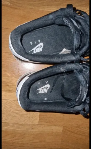 Nike Air Force 1 Zapatillas Negras y Blancas