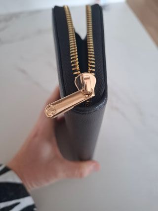 Cartera monedero Cacharel negra