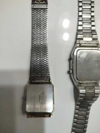 Reloj SW Analógico-Digital Dorado/Plateado