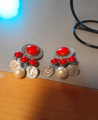 Orecchini clip con perle e monete