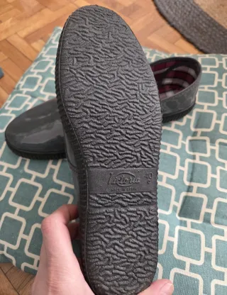 Zapatillas Victoria charol nuevas