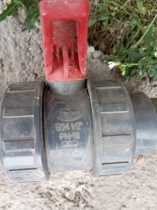 Válvula PVC 50 1/2