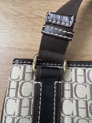 Bolso Bandolera CH Monograma Beige