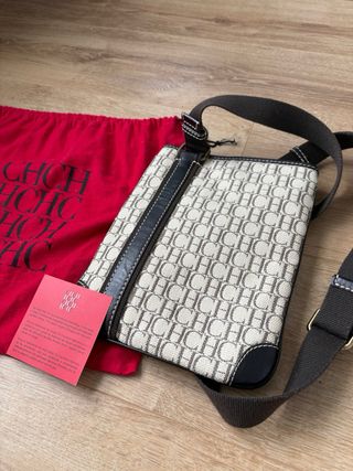 Bolso Bandolera CH Monograma Beige