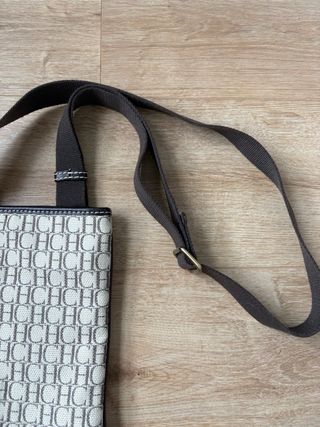 Bolso Bandolera CH Monograma Beige