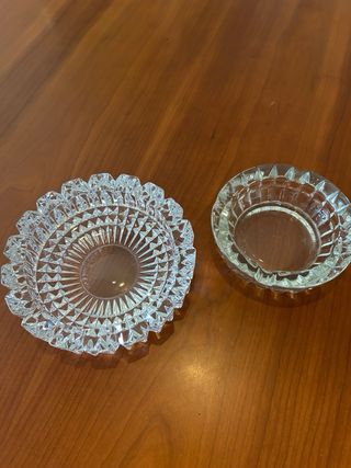 2 Ceniceros Cristal Tallado