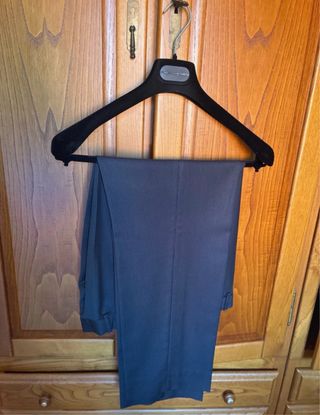 Traje Purificación García azul/gris