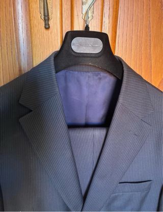 Traje Purificación García azul/gris