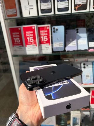 iPhone 16 Pro Max 256GB nero batteria 92% come nuovo