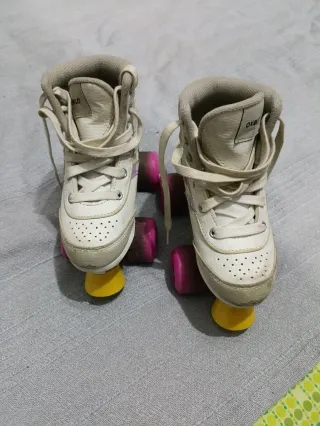 Patines blancos para niña