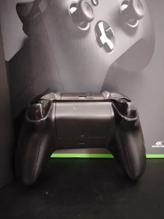 Xbox One X 1TB Nero con Garanzia