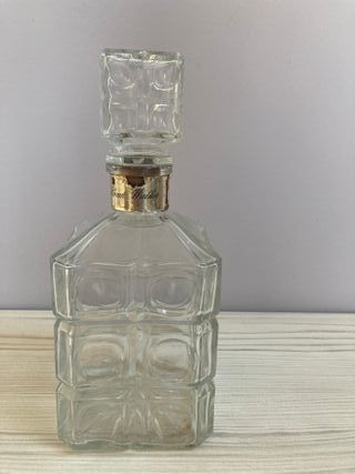 Set di 2 bottiglie da liquore in vetro intagliato vintage