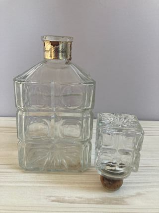 Set di 2 bottiglie da liquore in vetro intagliato vintage