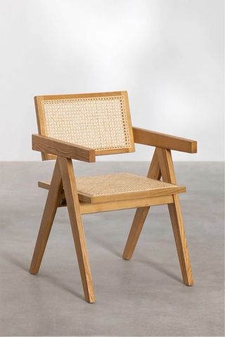 Silla comedor de madera y ratán con reposabrazos