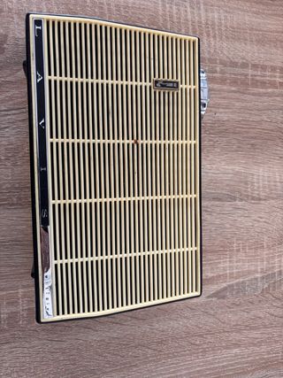 Radio LAVIS 760 Antigua