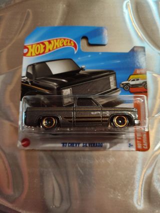 Hot Wheels '83 Chevy Silverado