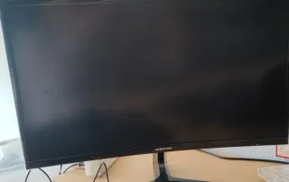 Monitor Samsung C24F396FHU 24'' Curvo ROTO