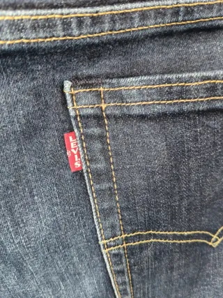 Levis 510 W36 L34 azul marino