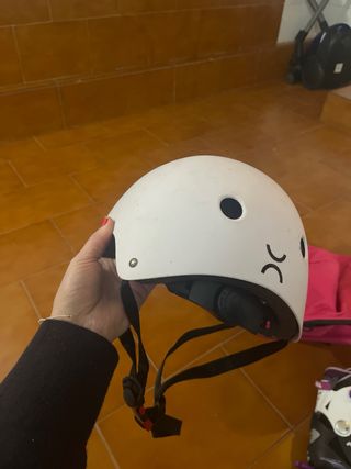 Patines Fila Talla M + Casco + Bolso Rosa (T32-35)