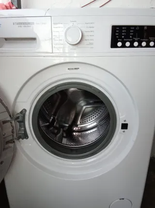 Lavadora Carga Frontal 8kg 1000RPM