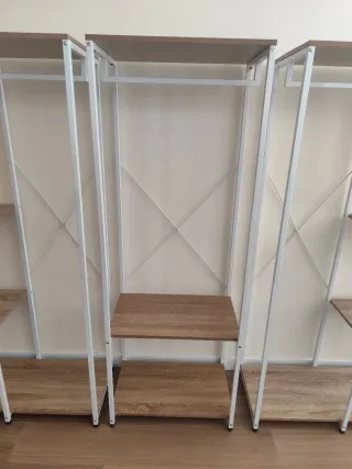 Estantería Ropa Metálica y Madera