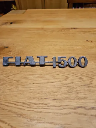 Scritta Fiat 1500