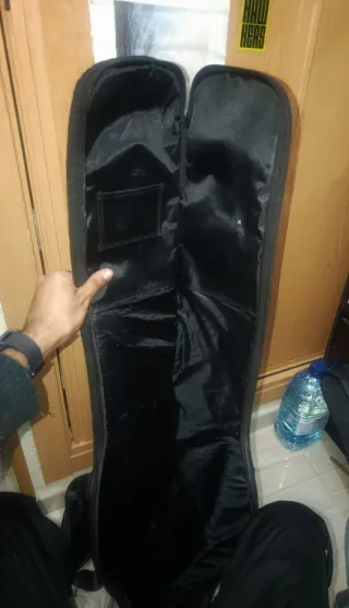 Funda Bajo Eléctrico Ritter Negra