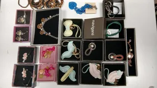 Lotto STOCK Collane Bracciali Orecchini st1