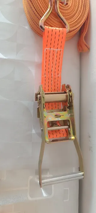 Carracas y cintas de camión