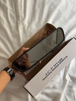 Espejo retrovisor con cámara de reversa