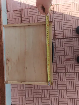 Mesita auxiliar madera y tela