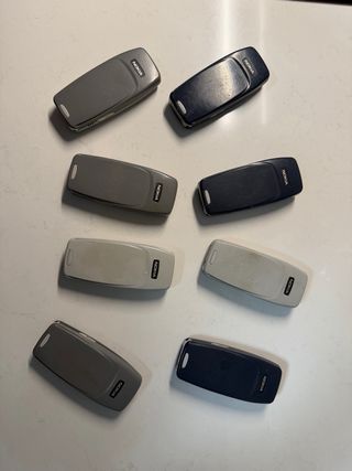 Lotto 8 Nokia 3310 grigio/bianco