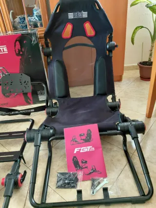 Next Level Racing FGT-LITE Cockpit