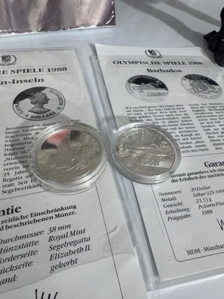 Lote 2 Monedas Plata Olímpicas 1988 Cayman Barbado