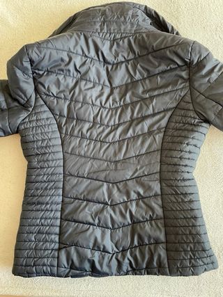 Abrigo acolchado azul mujer