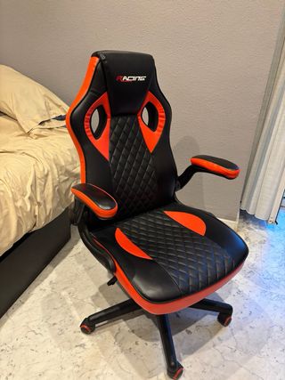 Escritorio y/o sillón gaming