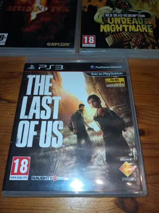 Lote 3 juegos PS3: Resident Evil, Red Dead Redempt