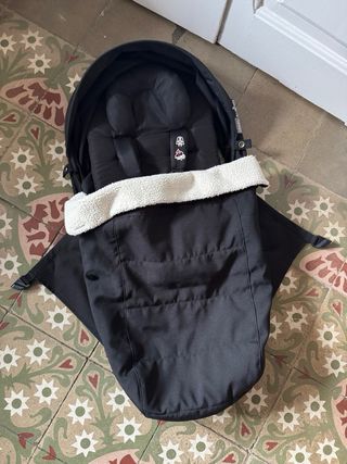 Pacco +0M Yoyo con Capazo