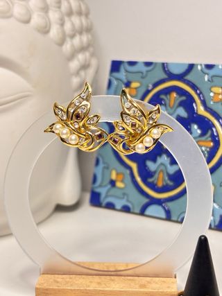 Lote de bisutería dorada y verde