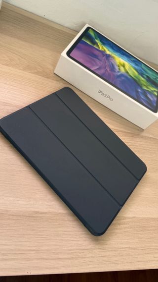 iPad Pro 11 M1 256GB con Accesorios