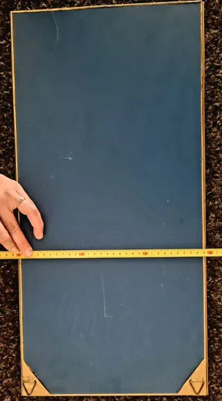 Vitrina cristal y metal dorada