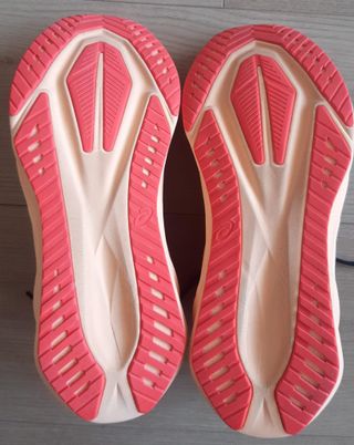 Asics Novablast 5 Talla 46