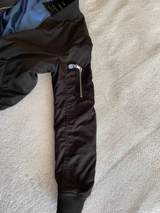 Chaqueta Bomber Bershka Negra