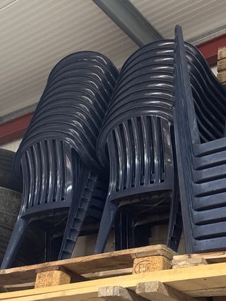 Sillas y mesas de terraza para jardin 15€ unidad